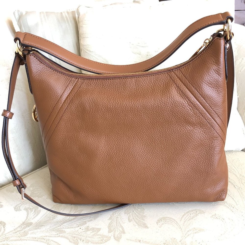 **SOLD** NWT Michael Kors Aria Luggage Brown Leather Shoulder Handbag/Crossbody - Picture 3 of 10